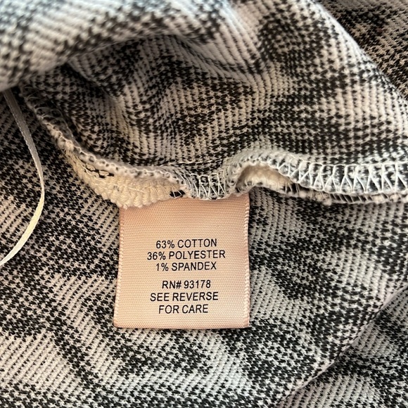 Philosophy Ikat Print Textured Puff Short Sleeve Top Sz Small Black White Boho - Picture 7 of 8